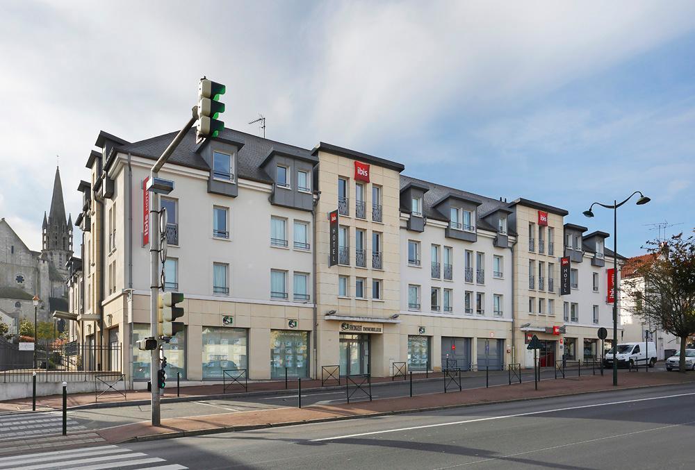 Ibis Etampes Hotel Exterior photo