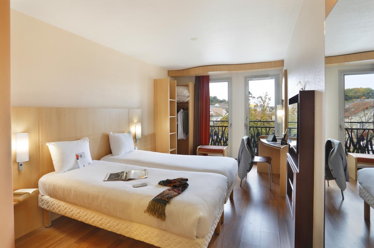 Ibis Etampes Hotel Exterior photo